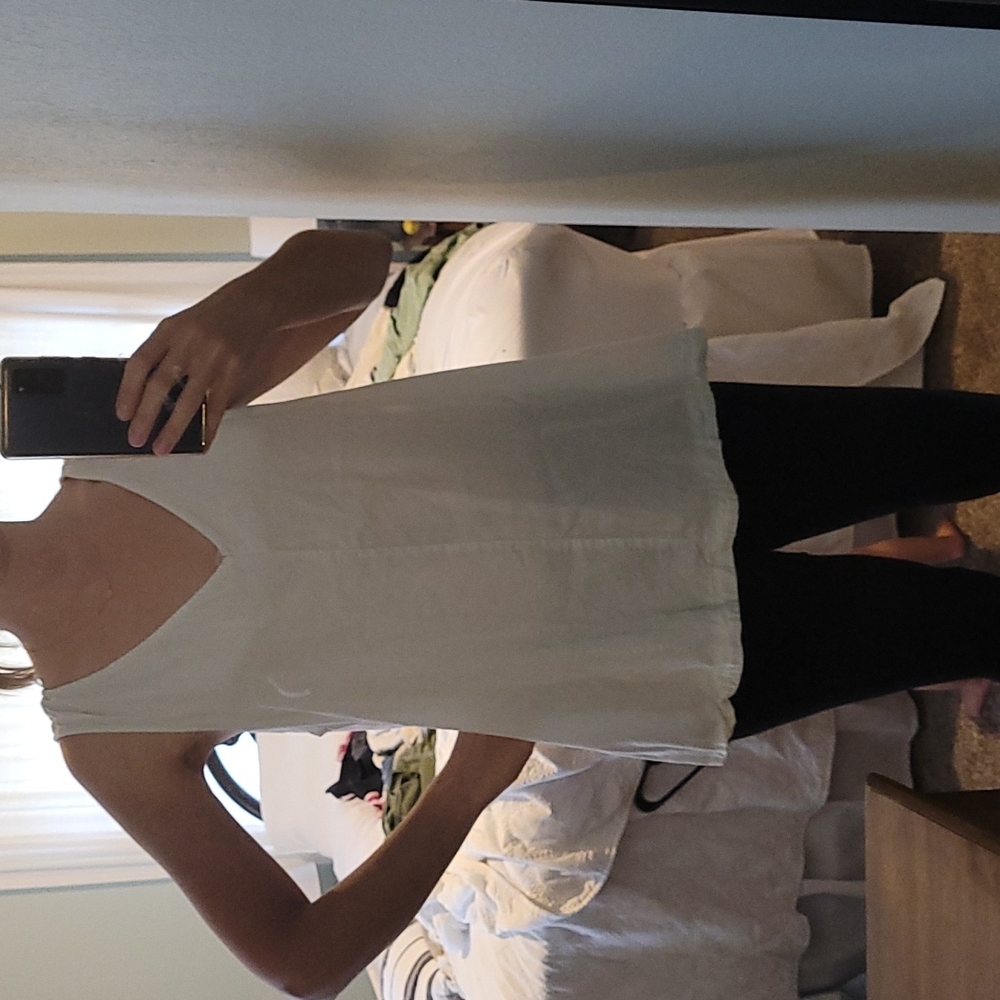 Flowy Tank